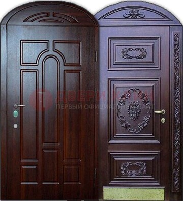 Стильная железная арочная дверь с декоративным элементом ДА-24 в Щелково