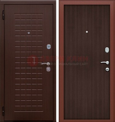 Коричневая металлическая дверь с МДФ ДМ-78 в квартиру в Щелково