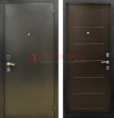 Темная металлическая дверь с порошковым напылением ДП-105 в Щелково