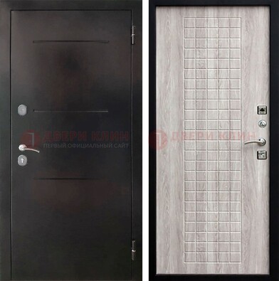 Черная железная дверь с порошковым покрытием и филенчатой МДФ ДП-221 в Щелково