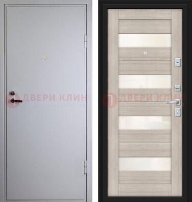 Белая железная дверь с порошковым напылением и стеклом ДП-308 в Щелково
