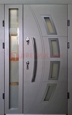 Серая железная дверь для дома со стеклом ДС-17 в Щелково