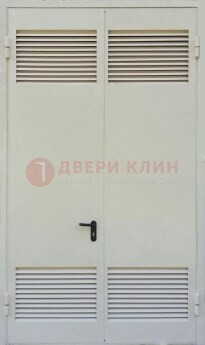 Белая металлическая противопожарная дверь с вентиляционной решеткой ДТ-6 в Щелково