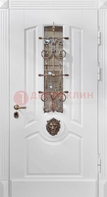 Белая металлическая дверь с виноритом и стеклом с ковкой ДВТ-165 в Щелково